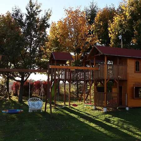 Gospodarstwo agroturystyczne Pod Platanem *