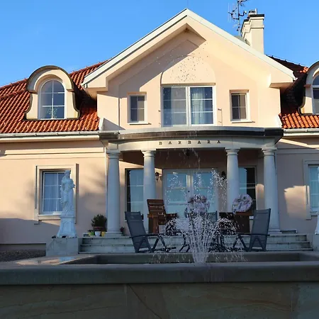 Pod Platanem Gospodarstwo agroturystyczne *