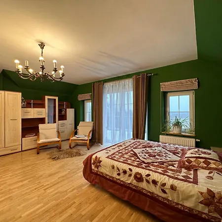Pod Platanem Séjour à la ferme Smardzowice