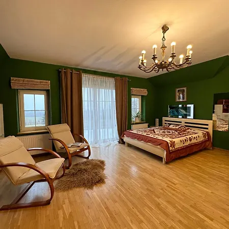 Gospodarstwo agroturystyczne Pod Platanem *